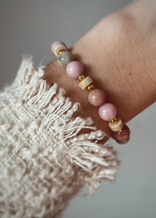 Bransoletka na gumce z Jadeitów i Jaspisów