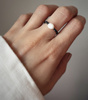 Black elastic spinel ring with pearl