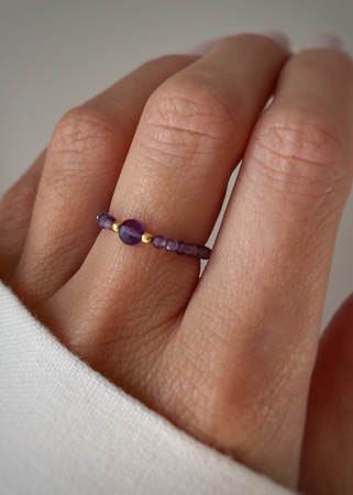 Pierścionek elastyczny ametyst
