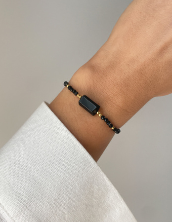 Bransoletka na nici z czarnym turmalinem - ochrona