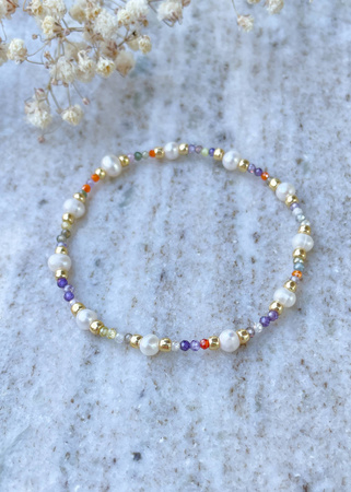 Bransoletka na gumce mix cyrkonii i perła naturalna