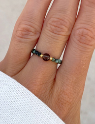 Elastic ring with natural lapis lazuli stones and pearl