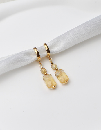 3 cm gold-plated, faceted hoop earrings