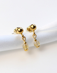 3 cm gold-plated, faceted hoop earrings