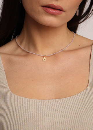 Naszyjnik z kamieni naturalnych Kunzyt z zawieszką