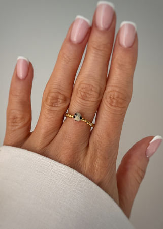 Pierścionek elastyczny hematyt, jaspis dalmatyński - siła, odwaga, ochrona, optymizm, uziemienie