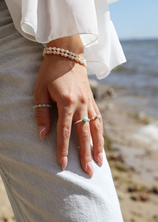 Pierścionek Elastyczny Kamienie Naturalne Amazonit i Perły Srebro Pozłacane