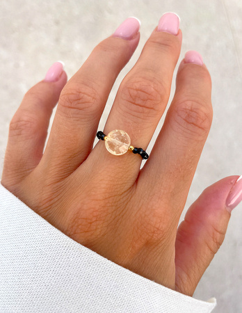 Elastic ring with natural lapis lazuli stones and pearl