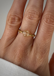 Elastic ring with natural lapis lazuli stones and pearl