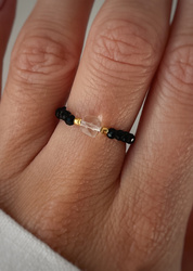 Elastic ring with natural lapis lazuli stones and pearl