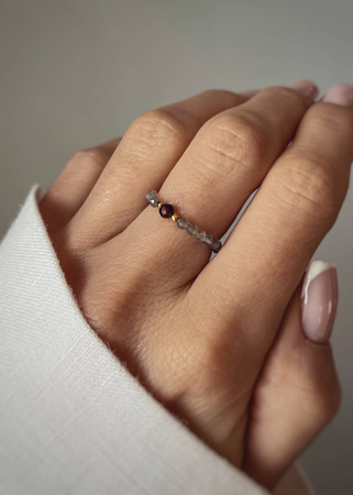 Pierścionek Elastyczny Kamienie Naturalne Labradoryt i Granat