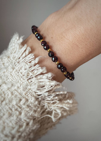 Bransoletka na gumce z Granatów