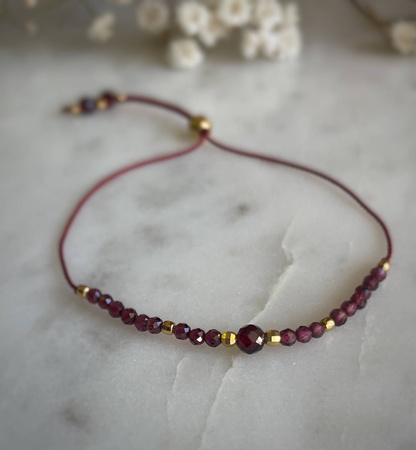 Bransoletka Kamień Urodzeniowy - Styczeń pozłacana