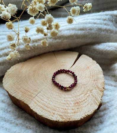 Pierścionek elastyczny kamienie naturalne granat