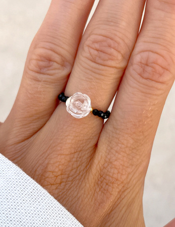 Elastic ring with natural lapis lazuli stones and pearl