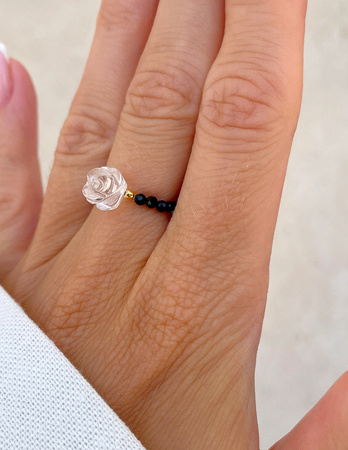 Elastic ring with natural lapis lazuli stones and pearl