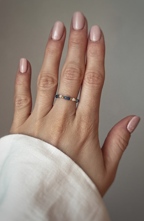 Elastic ring with natural sodalite and moonstone stones