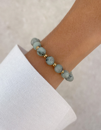 Bransoletka na gumce z jaspisu kiwi z hematytem - ochrona, harmonia, witalność