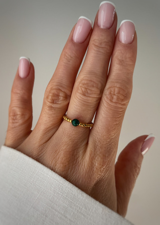 Pierścionek elastyczny hematyt, malachit - odwaga, sukces, pieniądze, dobrobyt