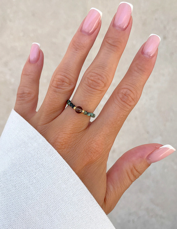 Elastic ring with natural lapis lazuli stones and pearl