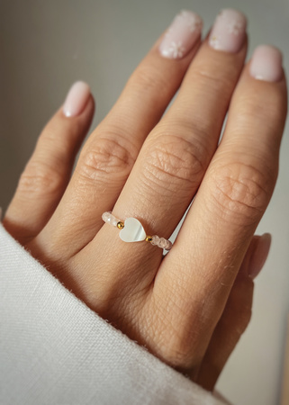 Pierścionek elastyczny kamienie naturalne Kryształ Górski, Masa Perłowa