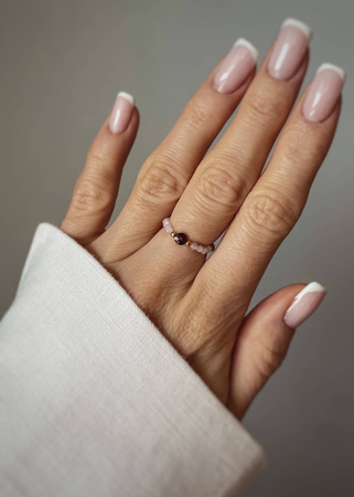 Pierścionek Elastyczny Kamienie Naturalne Kunzyt i Granat