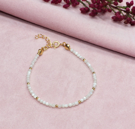 Bransoletka srebrna pozłacana z kamieni naturalnych muszla biała