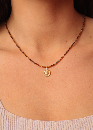 Necklace made of natural spinel stones