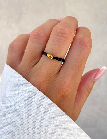 Elastic ring with natural lapis lazuli stones and pearl