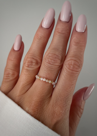 Pierścionek elastyczny opal