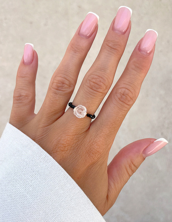 Elastic ring with natural lapis lazuli stones and pearl