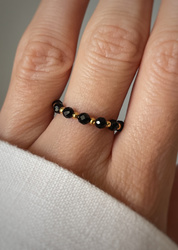 Elastic ring with natural lapis lazuli stones and pearl