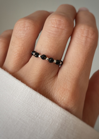 Pierścionek elastyczny czarny turmalin