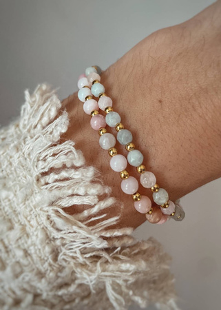 Bransoletka na gumce z Morganitów z Hematytem