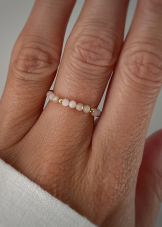 Pierścionek elastyczny opal