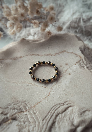 Pierścionek elastyczny kamienie naturalne czarny agat z pirytem