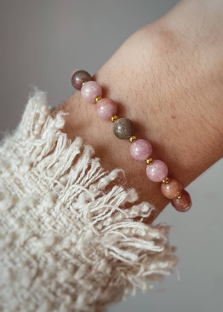 Bransoletka na gumce z Jadeitów