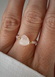 Elastic ring with natural lapis lazuli stones and pearl