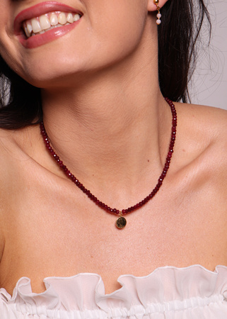 Naszyjnik jadeit bordowy z zawieszką