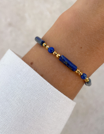 Bransoletka na gumce lapis lazuli z hematytem - inspiracja, mądrość, prawda