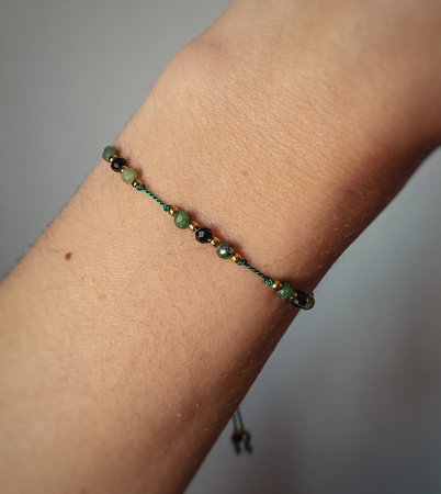 Bransoletka kamienie naturalne zoisyt z rubinem spinel nić jedwabna