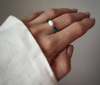 Elastic ring with natural lapis lazuli stones and pearl