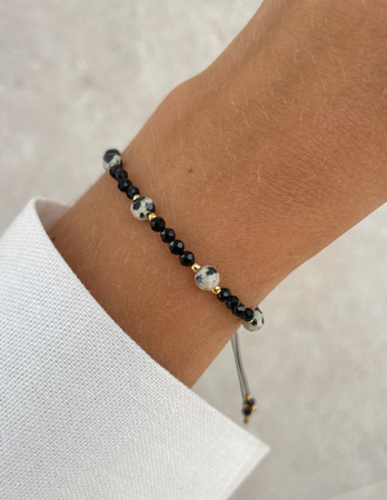 Bransoletka na nici z czarnym turmalinem z jaspisem dalmatyńskim - ochrona, odwaga, determinacja