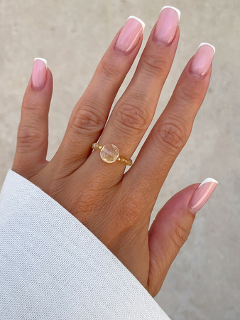 Elastic ring with natural lapis lazuli stones and pearl