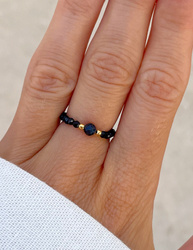 Elastic ring with natural lapis lazuli stones and pearl