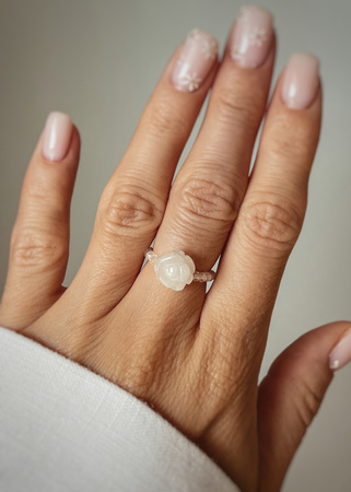 Pierścionek elastyczny kamienie naturalne Kryształ Górski, Jadeit róża