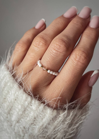 Pierścionek Elastyczny Kamienie Naturalne Ceramika i Kryształ Górski