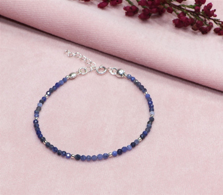 Bransoletka srebrna z kamieni naturalnych sodalit 2 mm