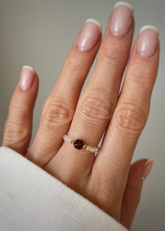 Pierścionek kryształ górski granat