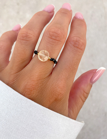 Elastic ring with natural lapis lazuli stones and pearl